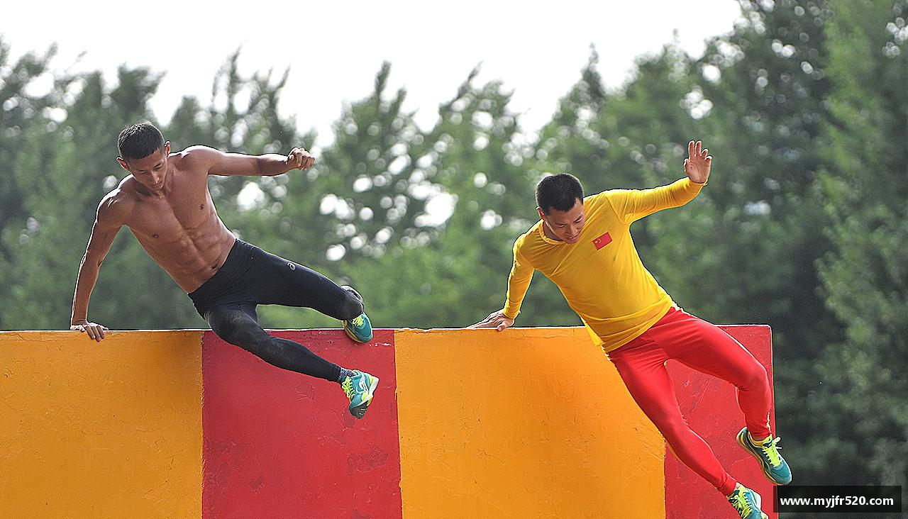 意昂体育登录入口挑战自我，勇往直前！